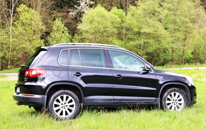 Volkswagen Tiguan cena 35777 przebieg: 247222, rok produkcji 2010 z Grudziądz małe 106